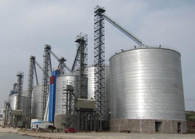 大英大型钢板库构造参数及水泥储存质量